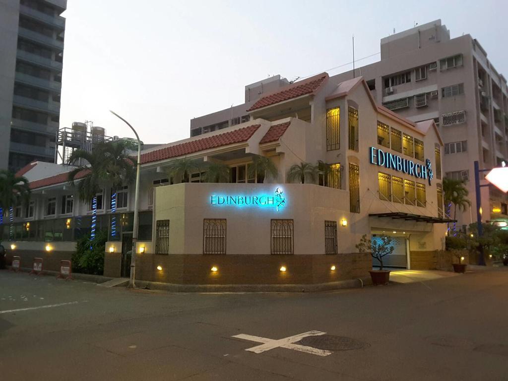Edinburgh Motel Tainan Extérieur photo